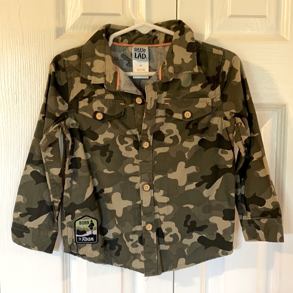 Kids camouflage button up shirt